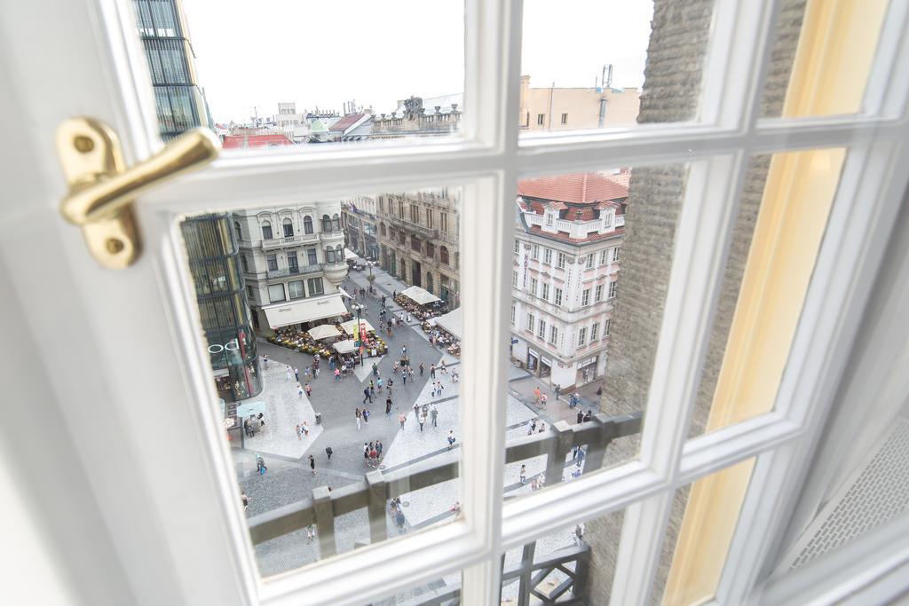 Merchants Crown Suites And Spa Prague Ngoại thất bức ảnh View from the window of a room at the hotel
