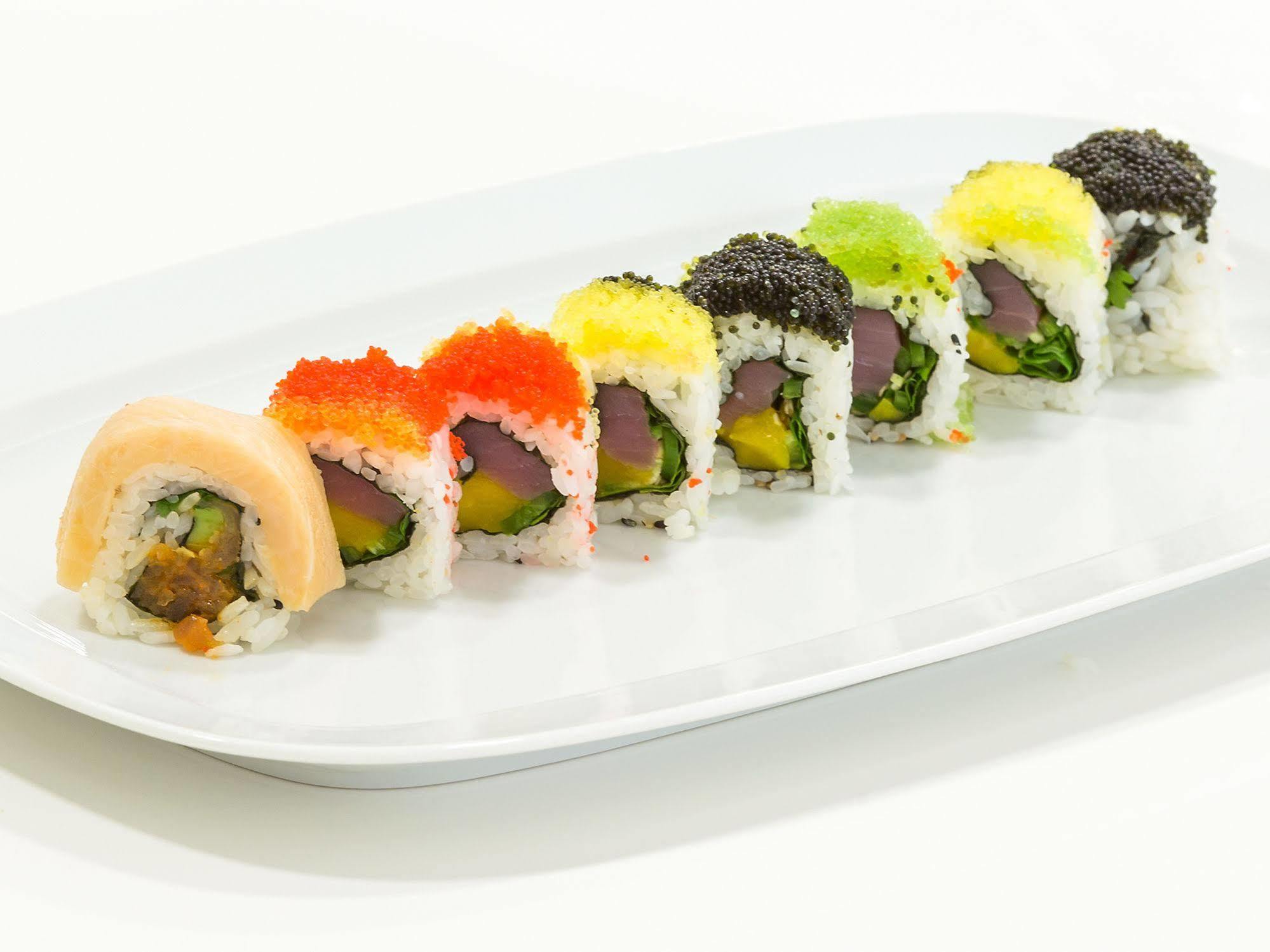 Merchants Crown Suites And Spa Prague Ngoại thất bức ảnh A sushi roll